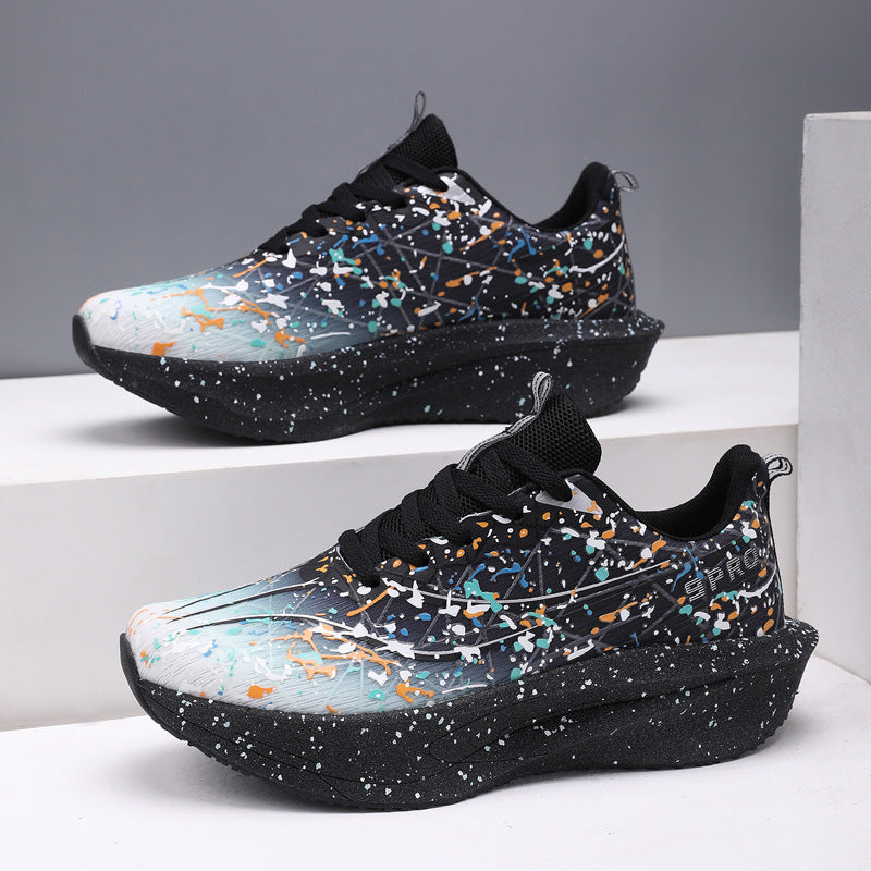 Marathon Carbon-Sneaker mit Leuchteffekt