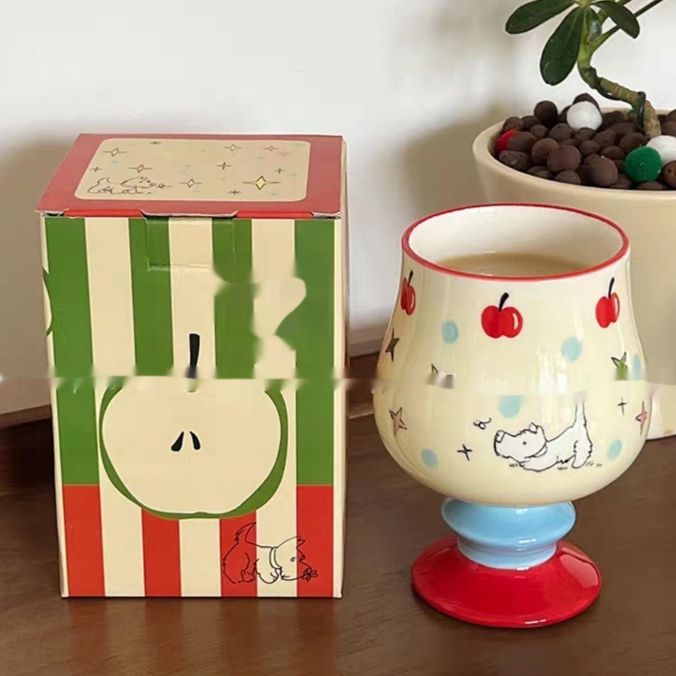 Keramiktasse mit Apfel-Welpen-Motiv