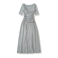 Elegantes Midi-Kleid mit Pleuron