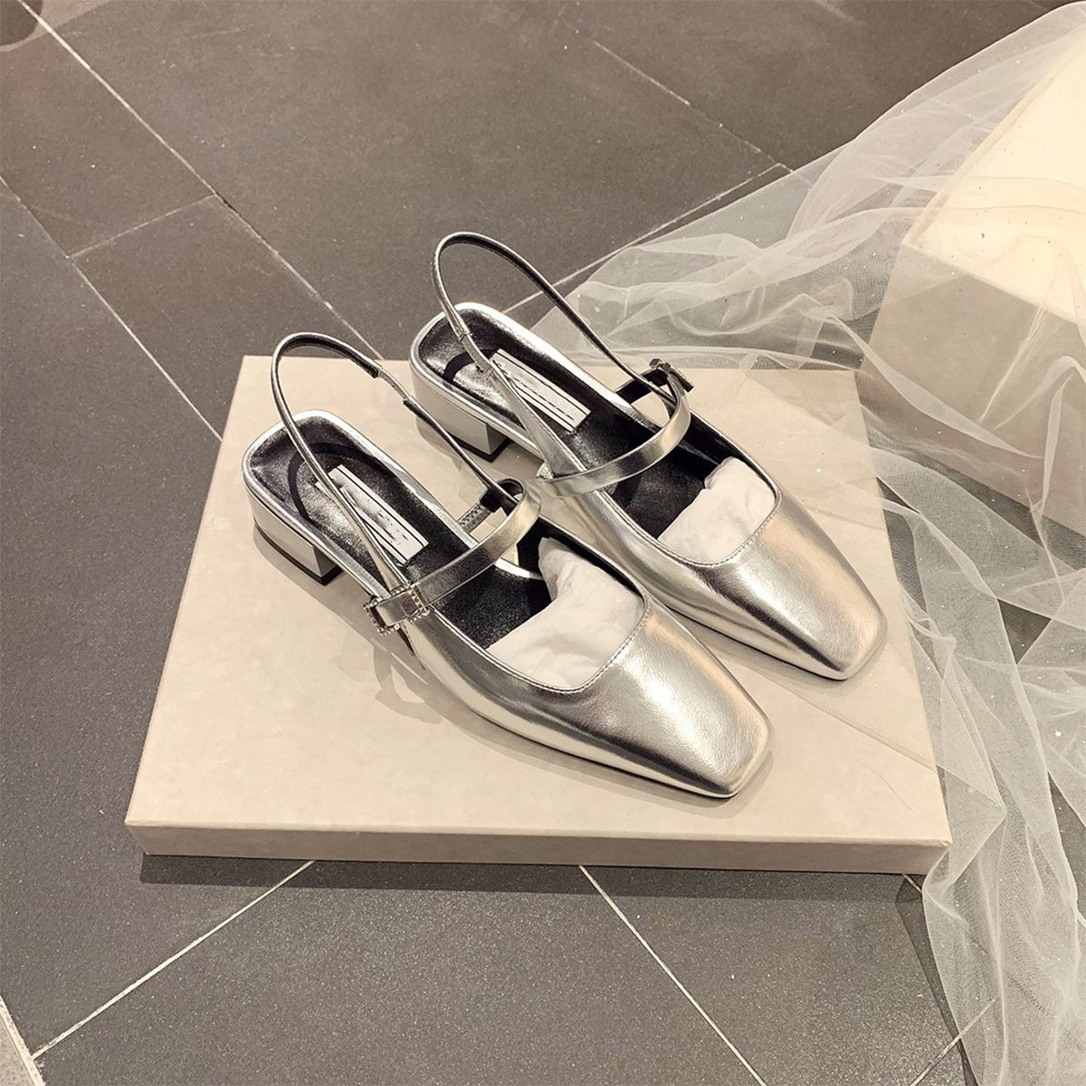 Mary Jane Schuhe mit eckiger Zehenpartie – Bild 15 | LuxeStyle