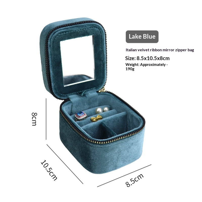 Kompakte Schmuckbox mit Spiegel