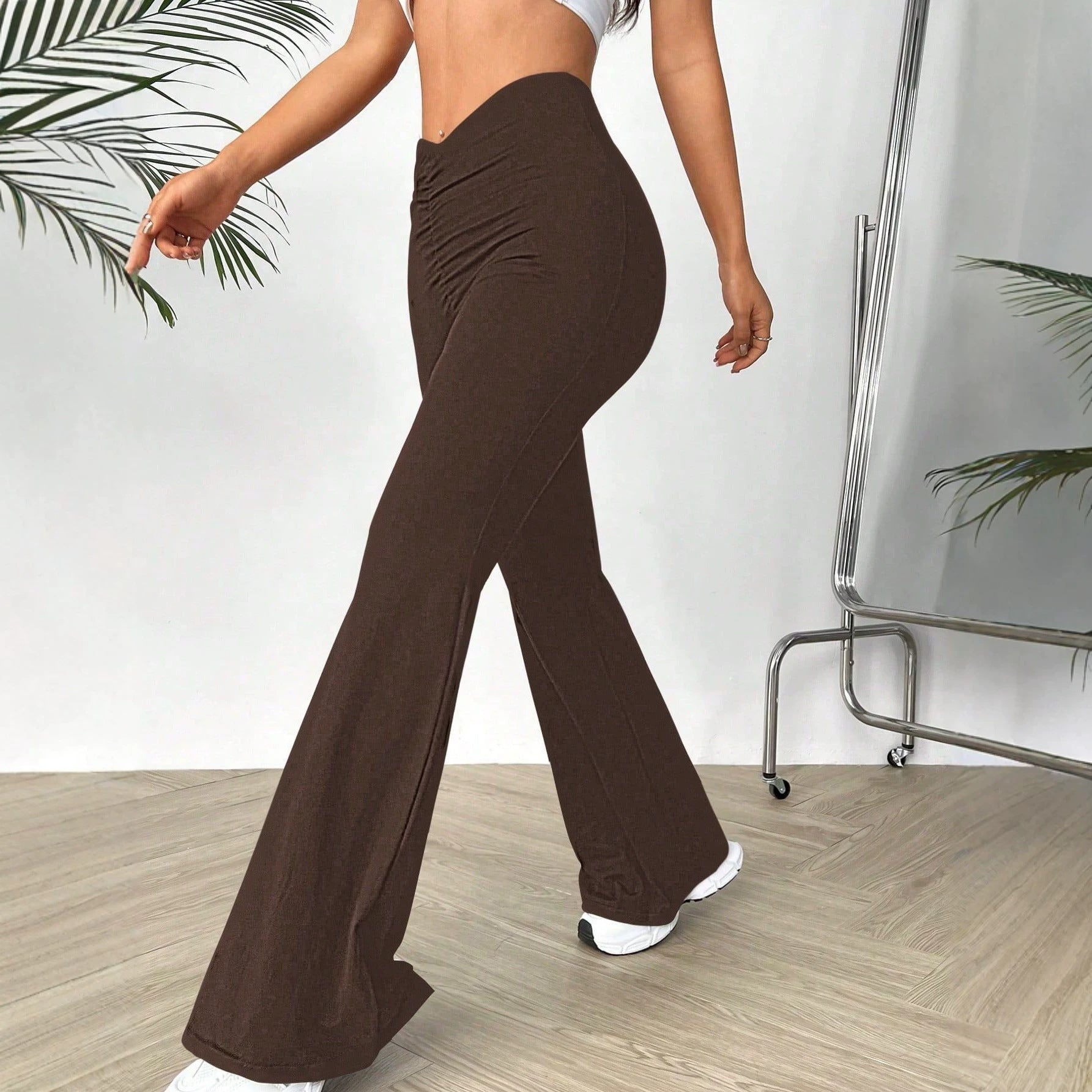 Bootcut Hose mit V-Bund