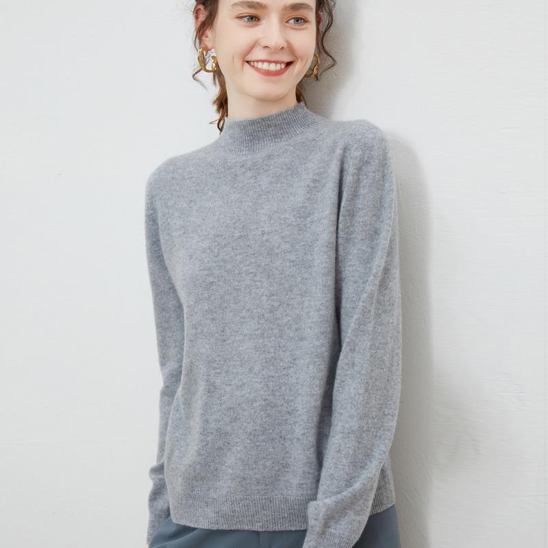 Wollpullover mit Halbkragen