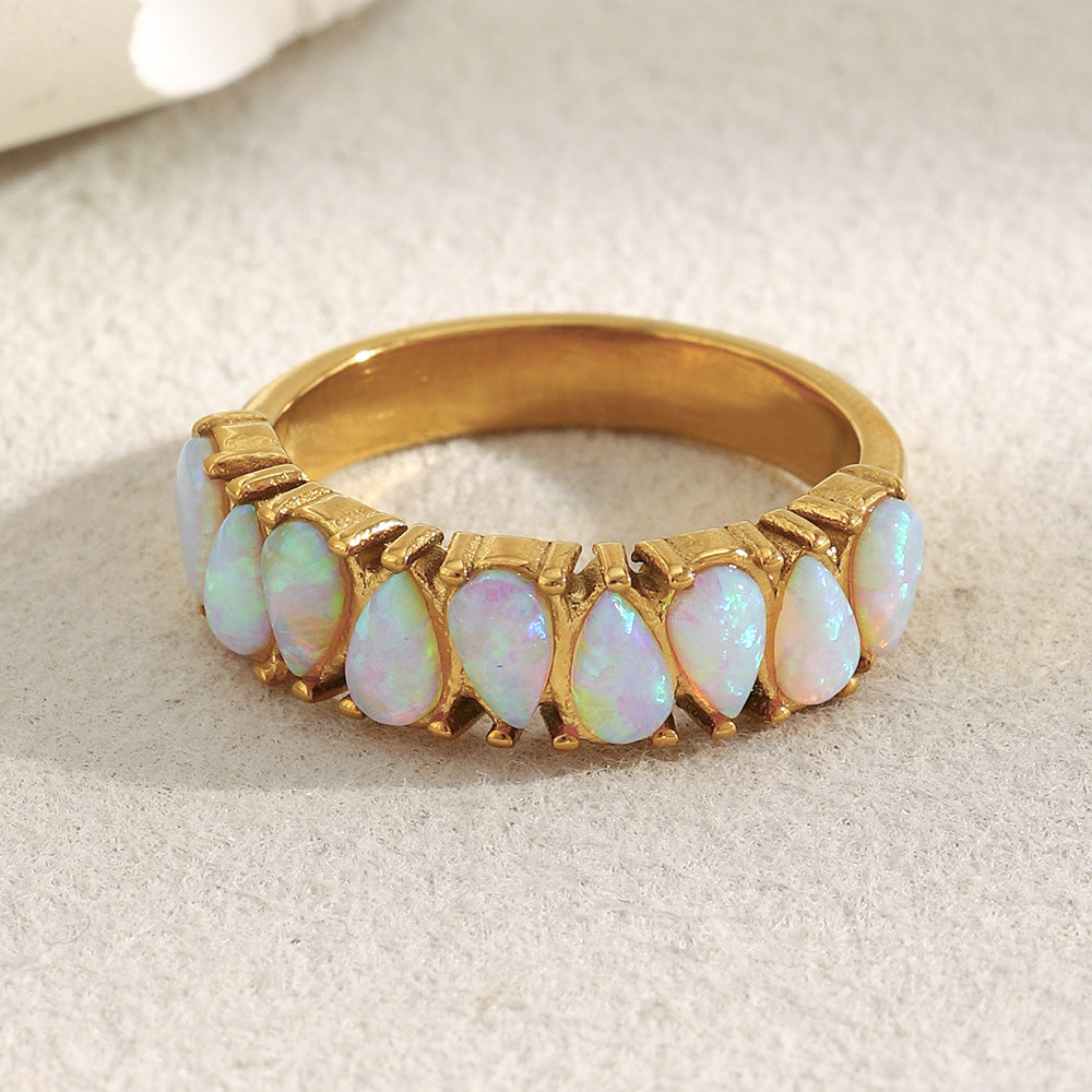Eleganter Nischen-Design-Ring aus Edelstahl