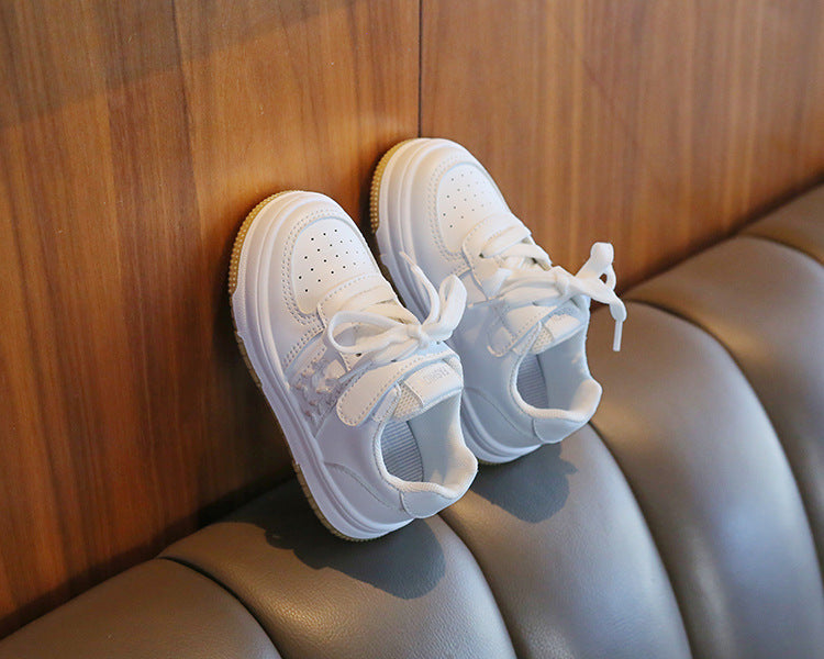 Leichte, rutschfeste Sneaker für Kinder