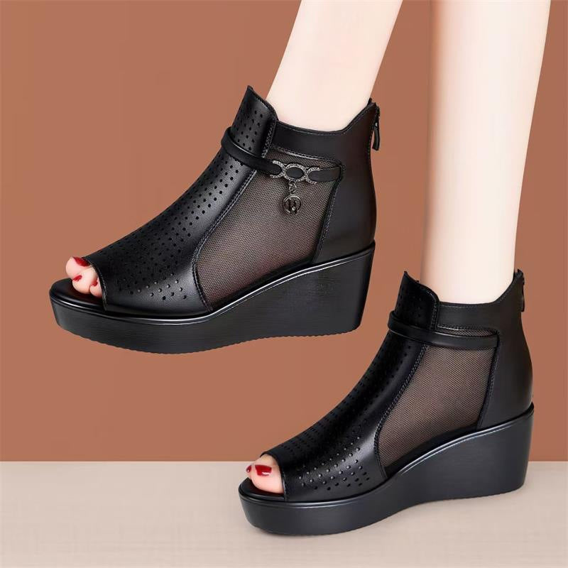 Atmungsaktive Mid-Heel Sandalen