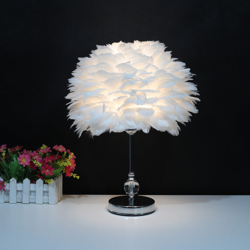 Kreisförmige Kristallfeder Tischlampe Livestream Licht | LuxeStyle