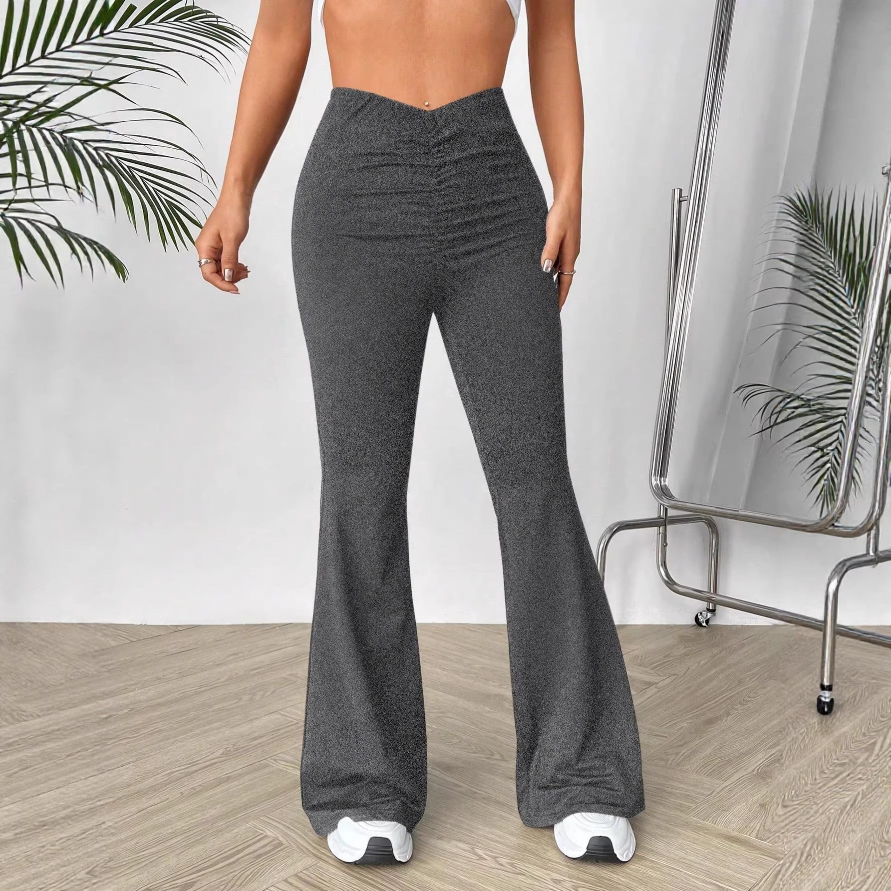 Bootcut Hose mit V-Bund