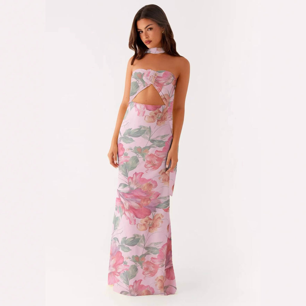 Blumiges Kleid mit Schnürung