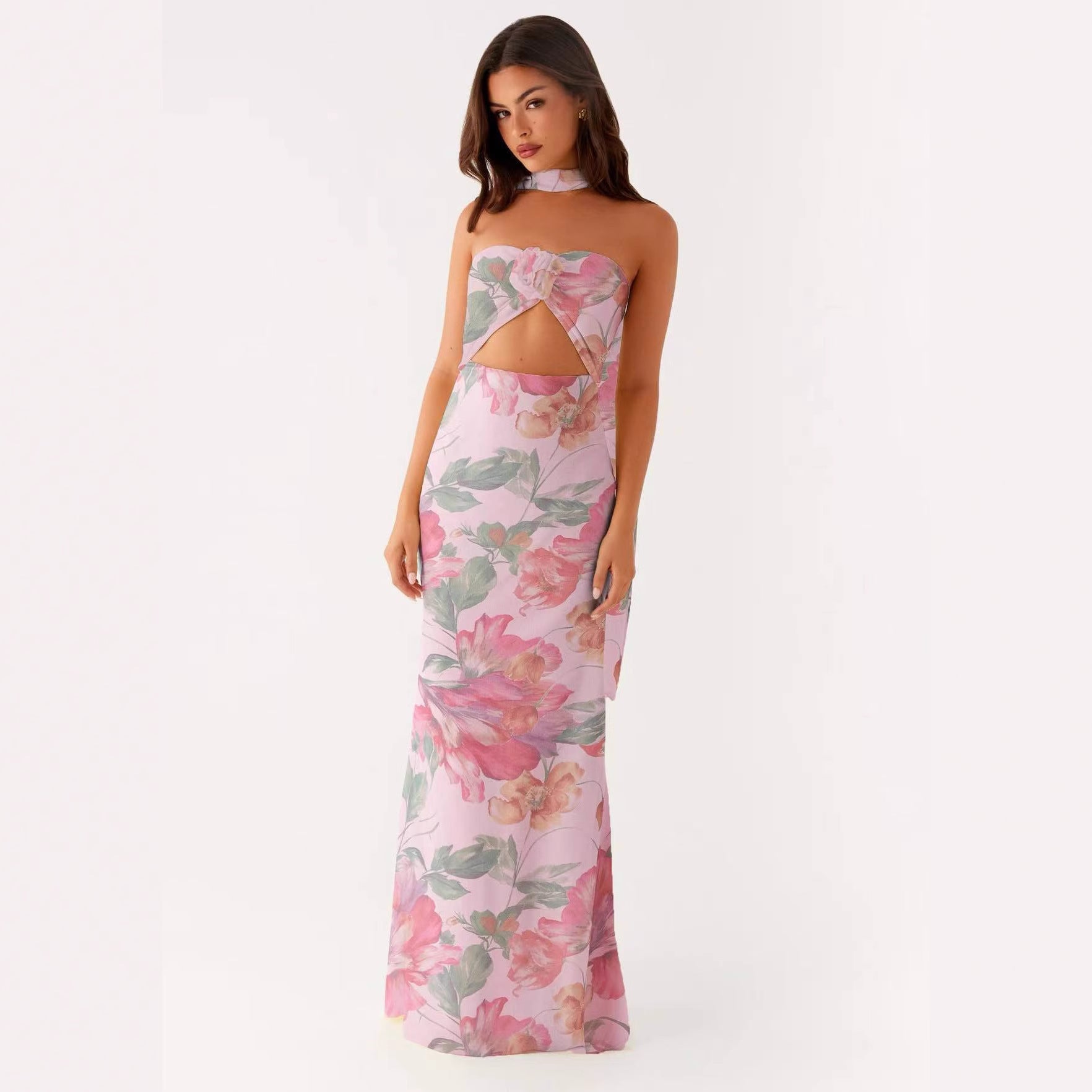 Blumiges Kleid mit Schnürung
