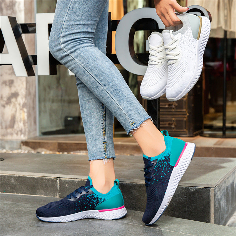 Leichte Freizeit-Sneaker mit weicher Sohle