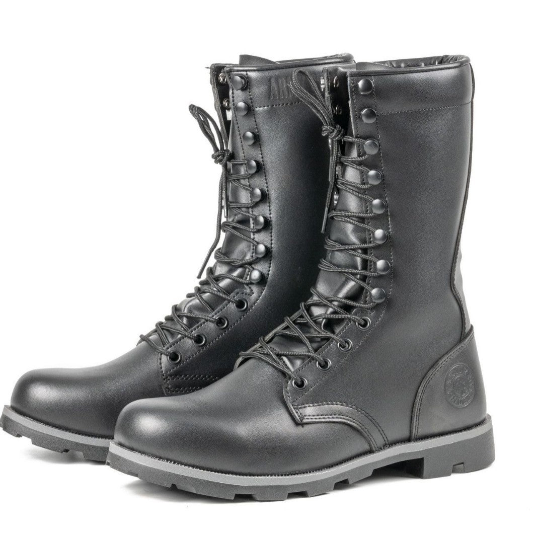 Schwarze Kampfstiefel