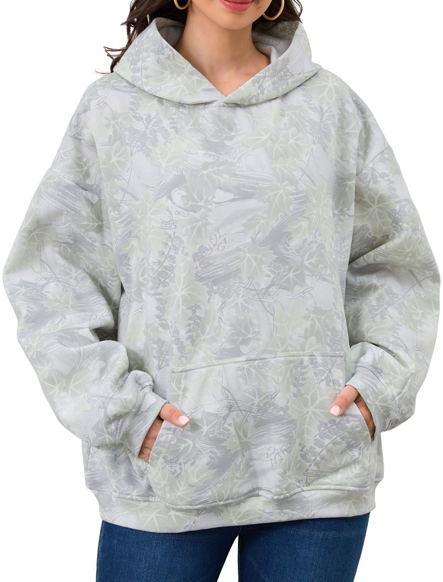 Damen Hoodie mit Ahornblatt-Camouflage-Print