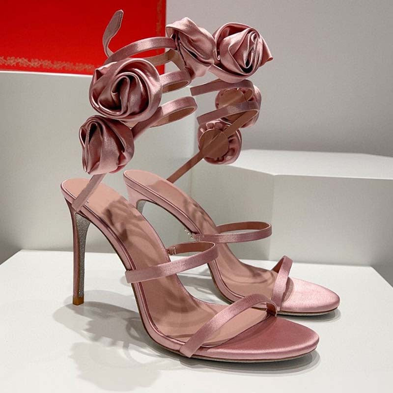 Satin-Sandalen mit Stilettoabsatz & Blumen – Bild 4 | LuxeStyle