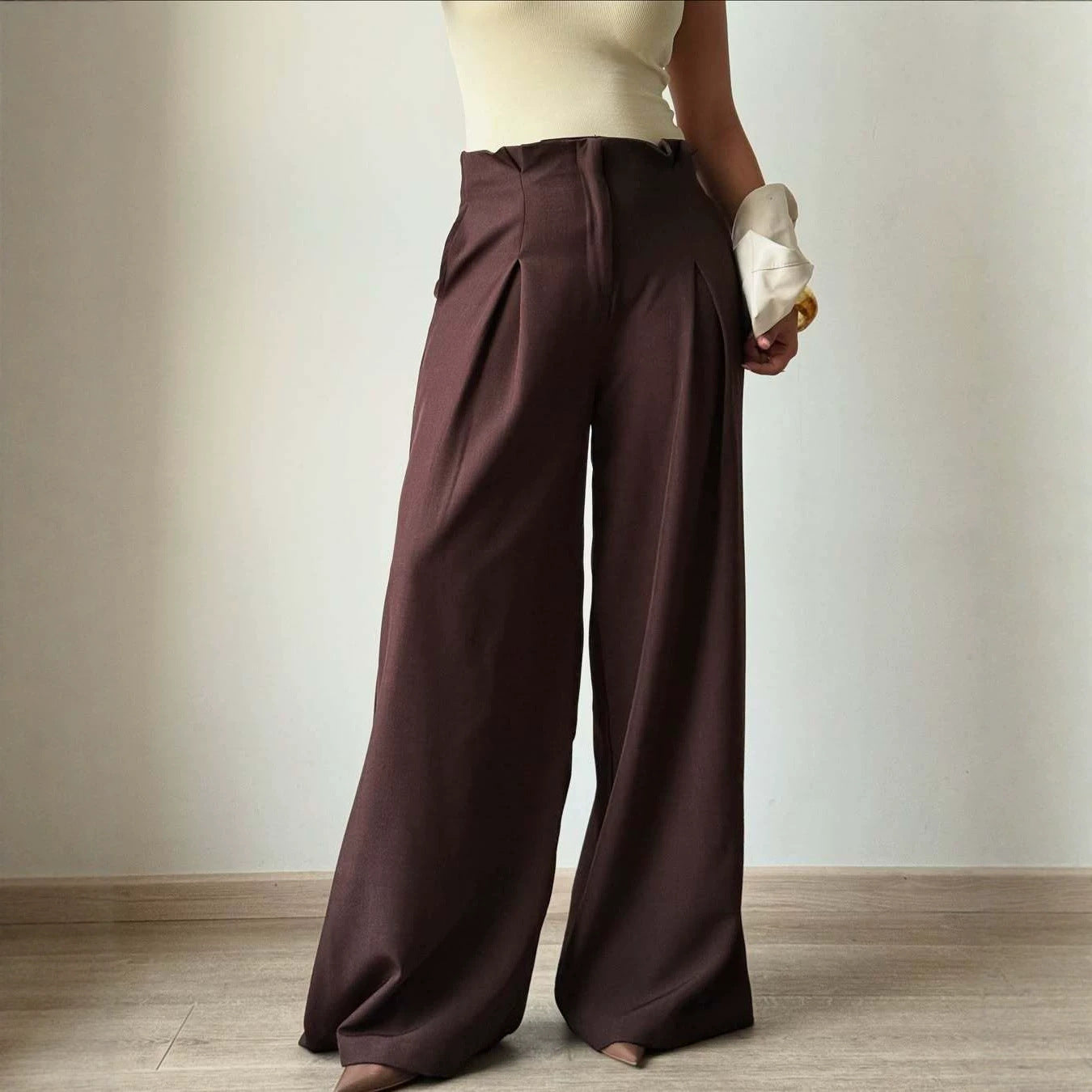 Weite Hose mit hohem Bund