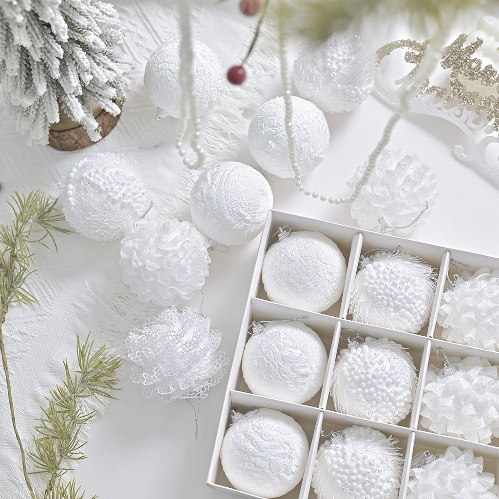 Glitzernder Weihnachtsball aus Schaumstoff – Bild 3 | LuxeStyle