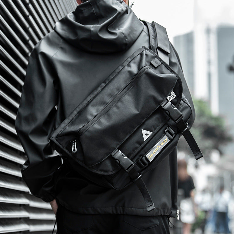 Casual Messenger Bag für Herren – Bild 2 | LuxeStyle