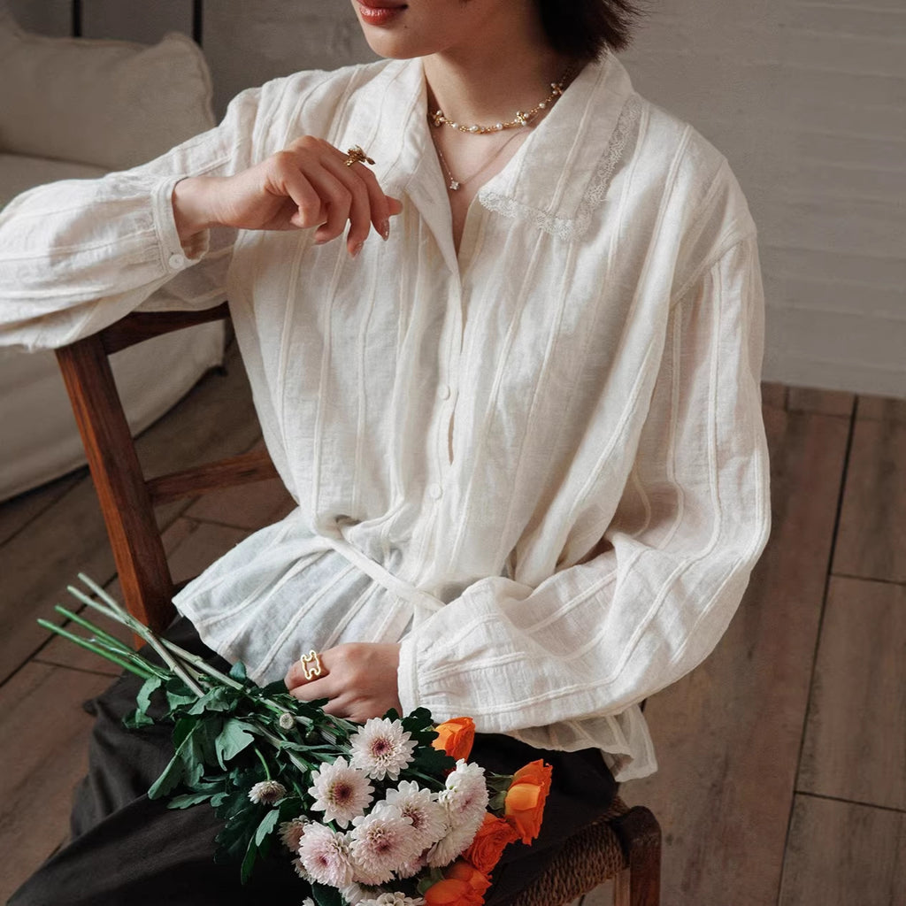 Gestreiftes Jacquard-Shirt mit Taillenbetonung