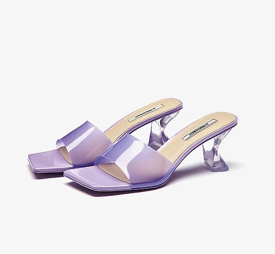 Sandalen mit Blockabsatz und Kristallen – Bild 8 | LuxeStyle