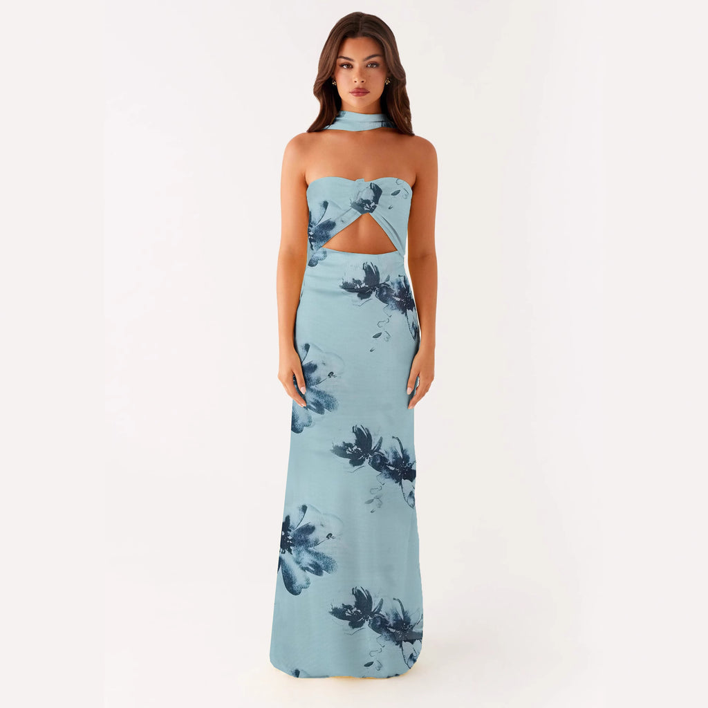Blumiges Kleid mit Schnürung