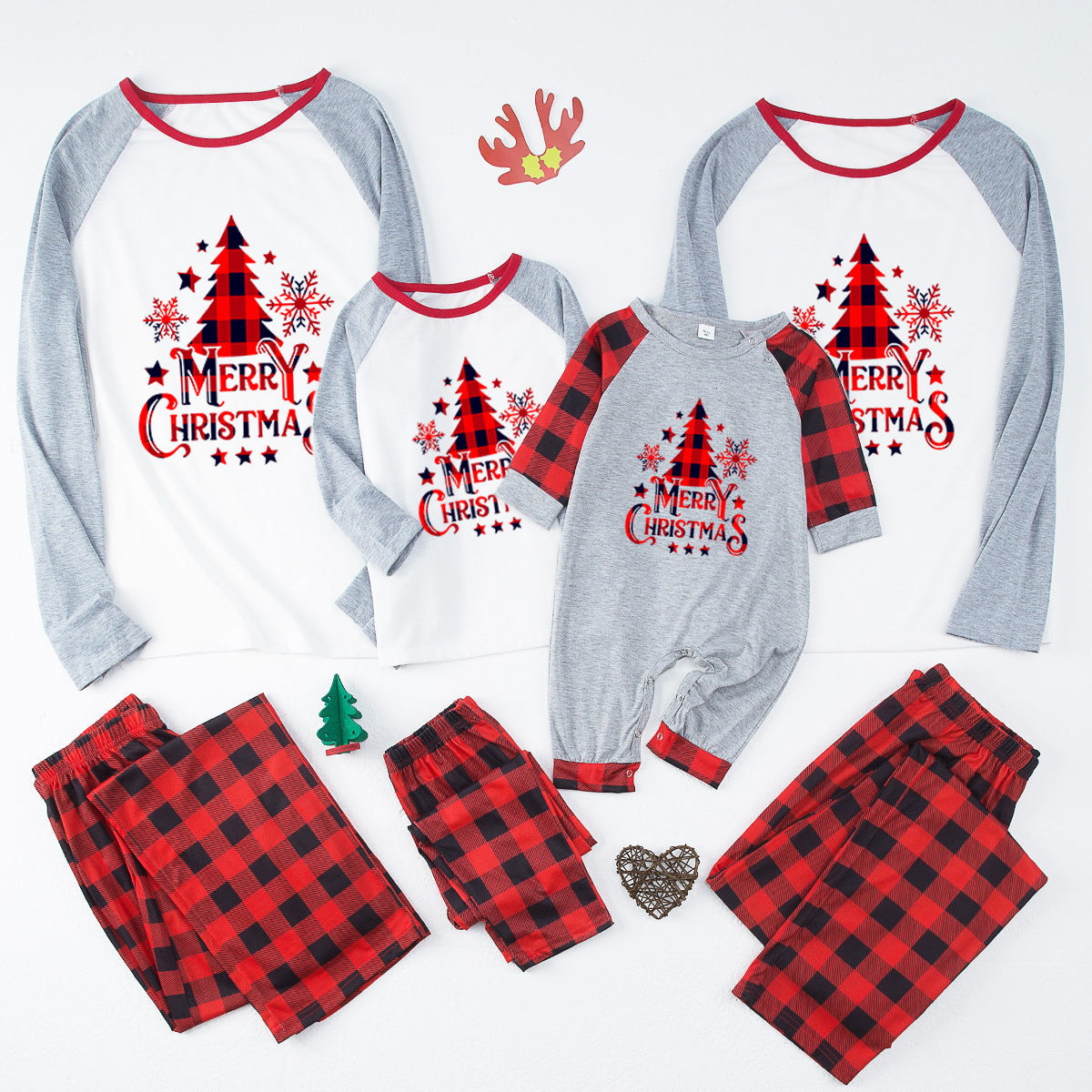 Weihnachts-Homewear für die ganze Familie