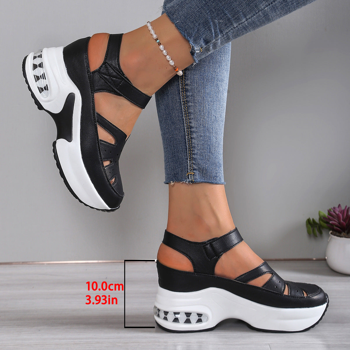 Damen Plateau-Sandalen mit Hohlmuster – Bild 1 | LuxeStyle
