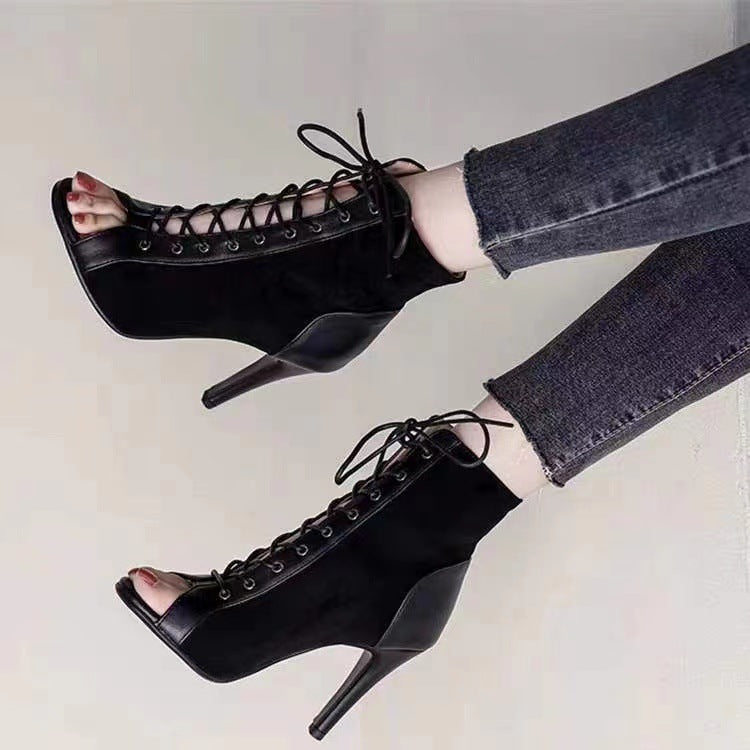 Stiletto-Sandalen mit Schnürung & Peep Toe – Bild 6 | LuxeStyle