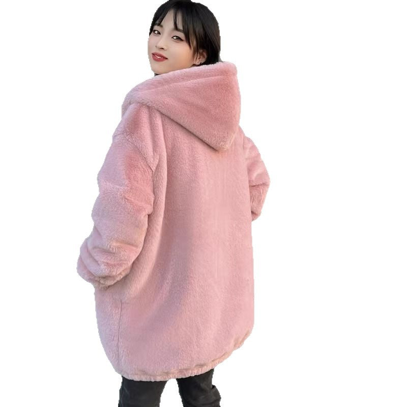 Gefütterter Damen-Mantel aus Faux-Lammfell | LuxeStyle