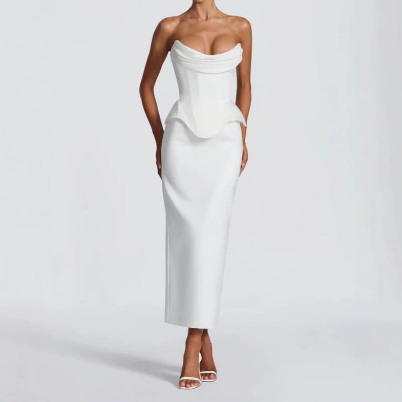 Elegantes ärmelloses Plissee-Kleid mit Rückenschlitz