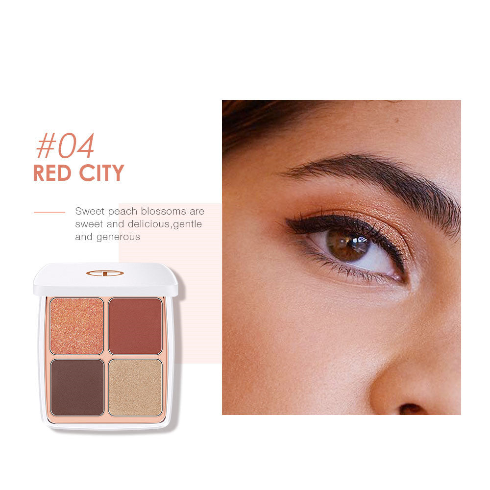 Innovativer Pearlescent Matte Quad Lidschatten – Bild 5 | LuxeStyle
