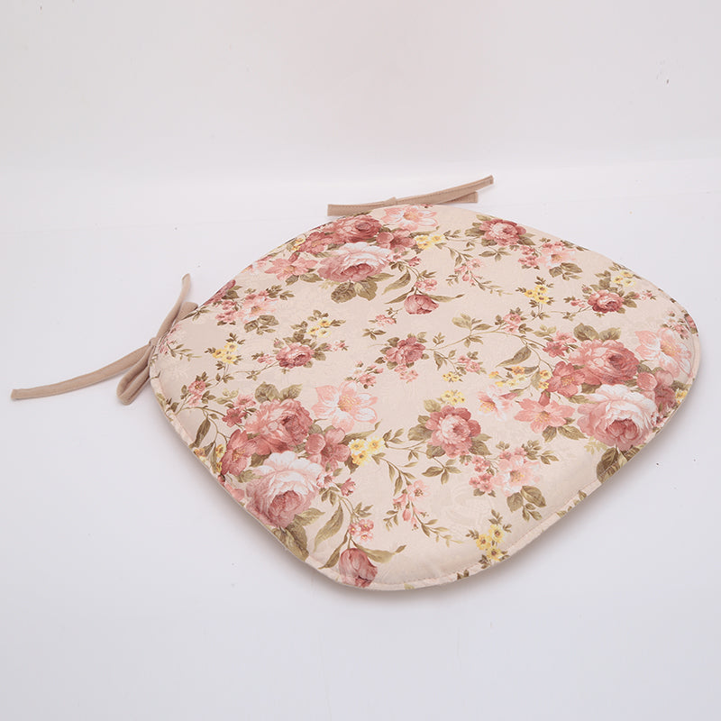Kissen mit Blumenmuster und Bindegürtel