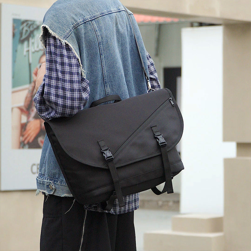 Grosses Schultertasche aus Polyester, 16 Zoll, schwarz | LuxeStyle
