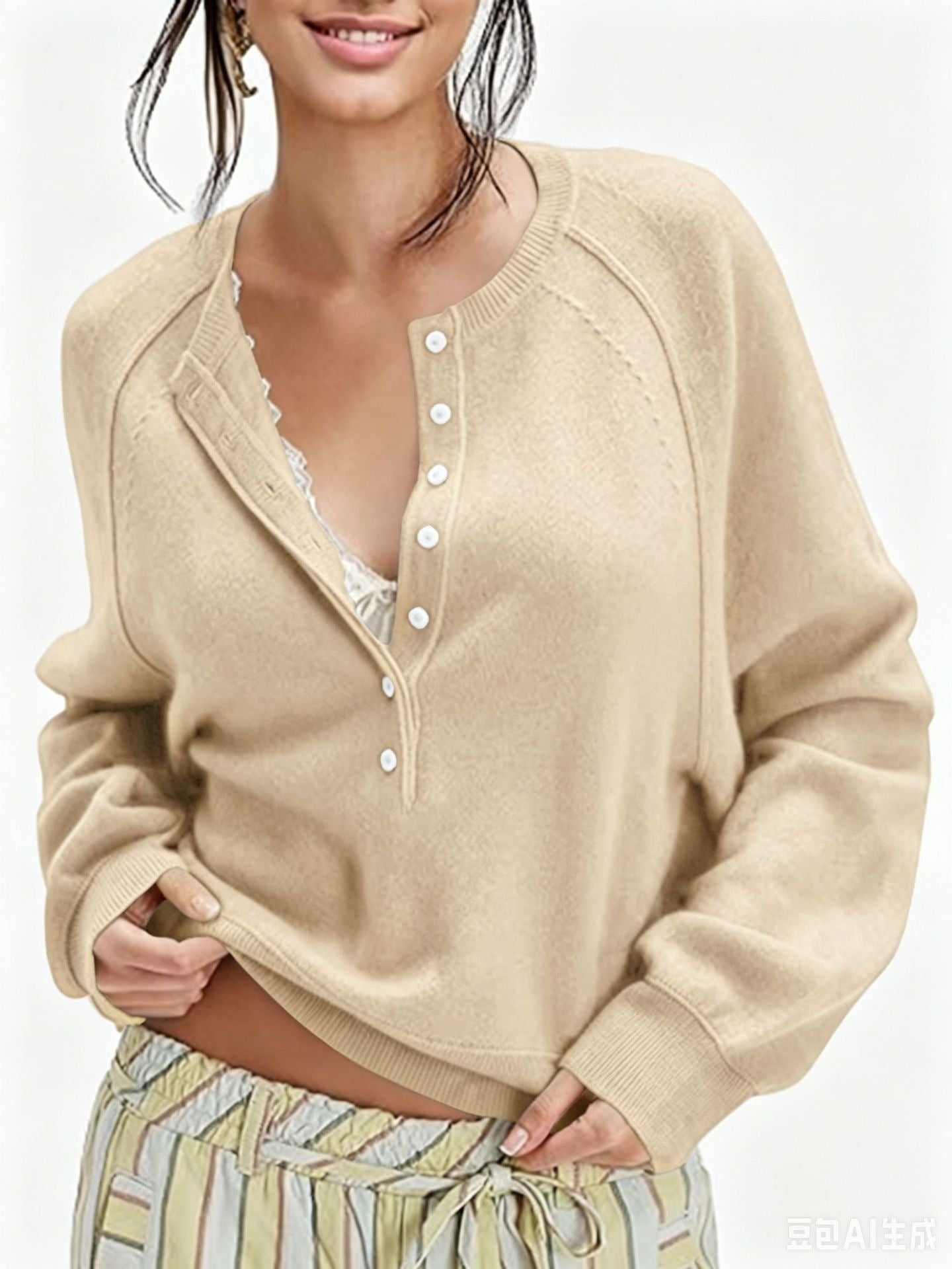 Halbgeöffnete Bluse mit Knöpfen