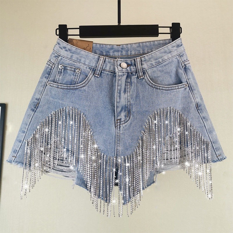 Fashionable Damen Shorts mit Ripped Edges