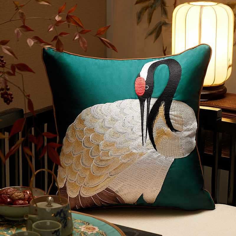 Klassischer Kissenbezug mit chinesischer Stickerei – Bild 4 | LuxeStyle