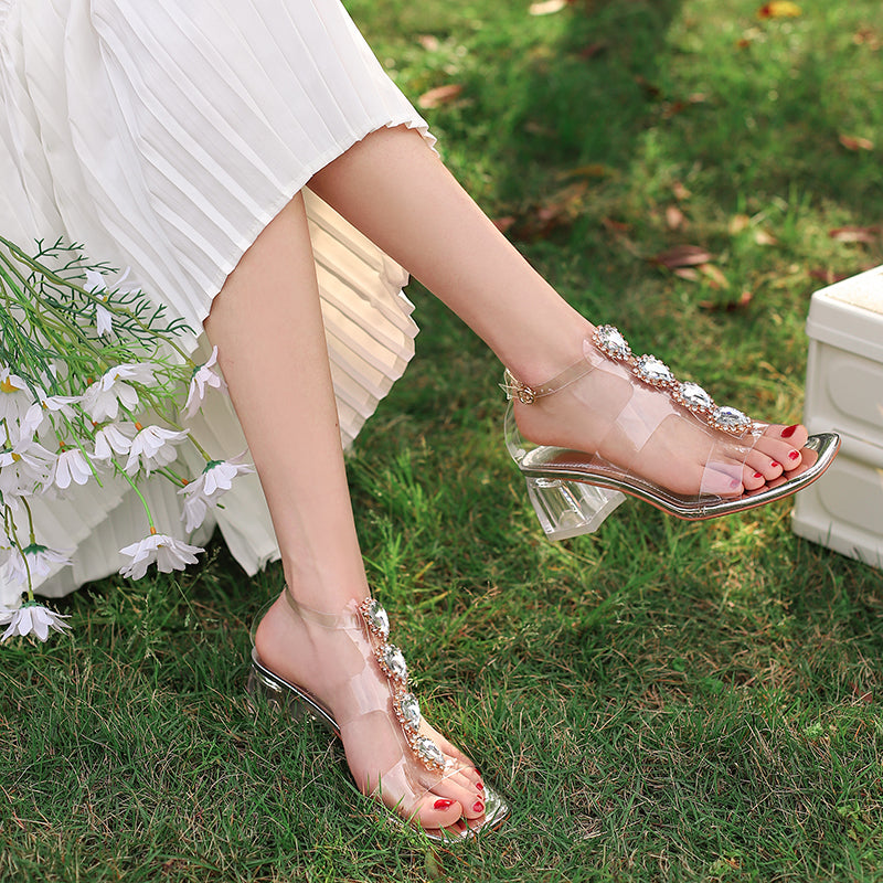 Sandalen mit Kristall- und Pailletten-Schnalle | LuxeStyle