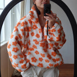 Farbe: Orangeweiss