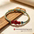 Roter Schmuckarmband