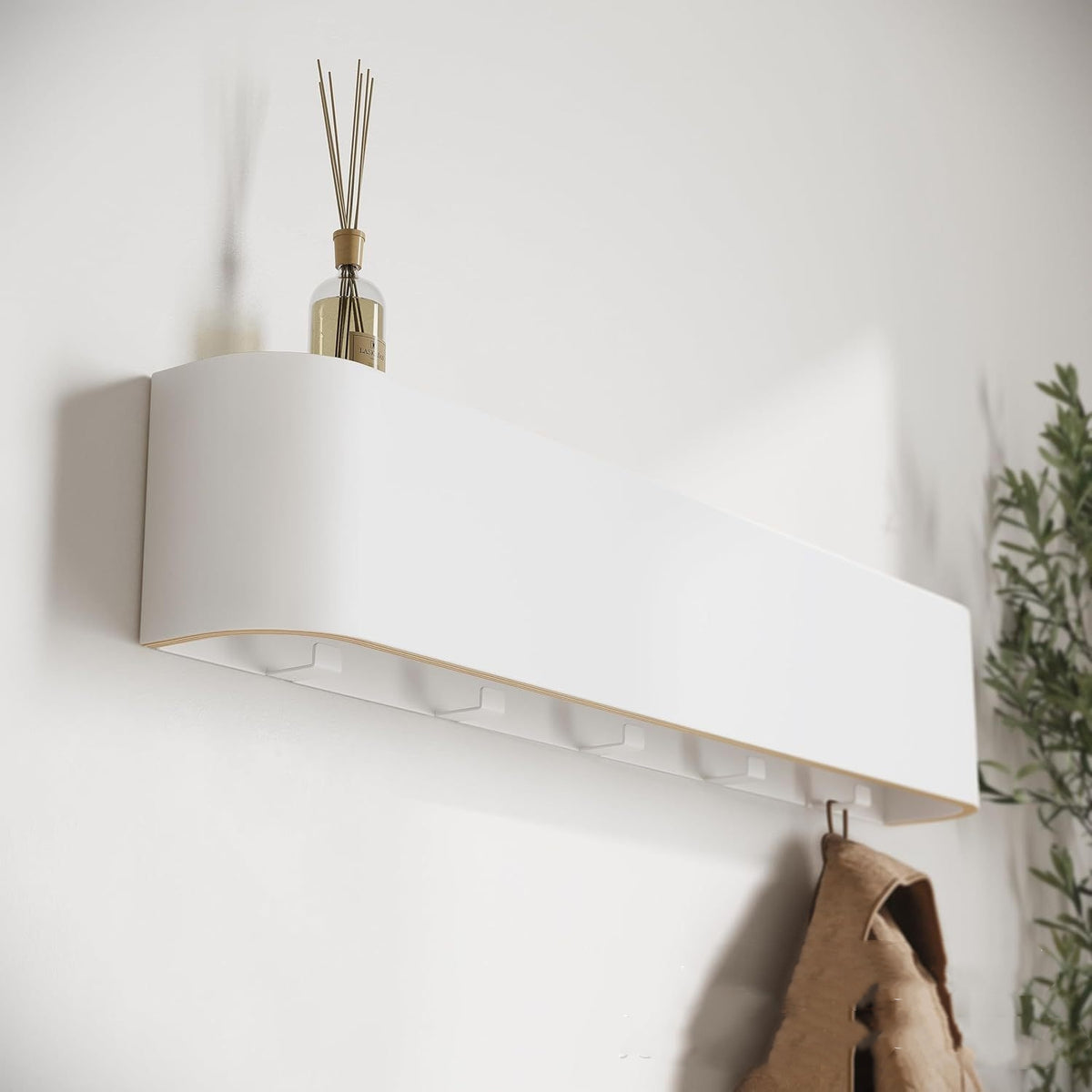 Wandgarderobe mit Ablage – Bild 1 | LuxeStyle