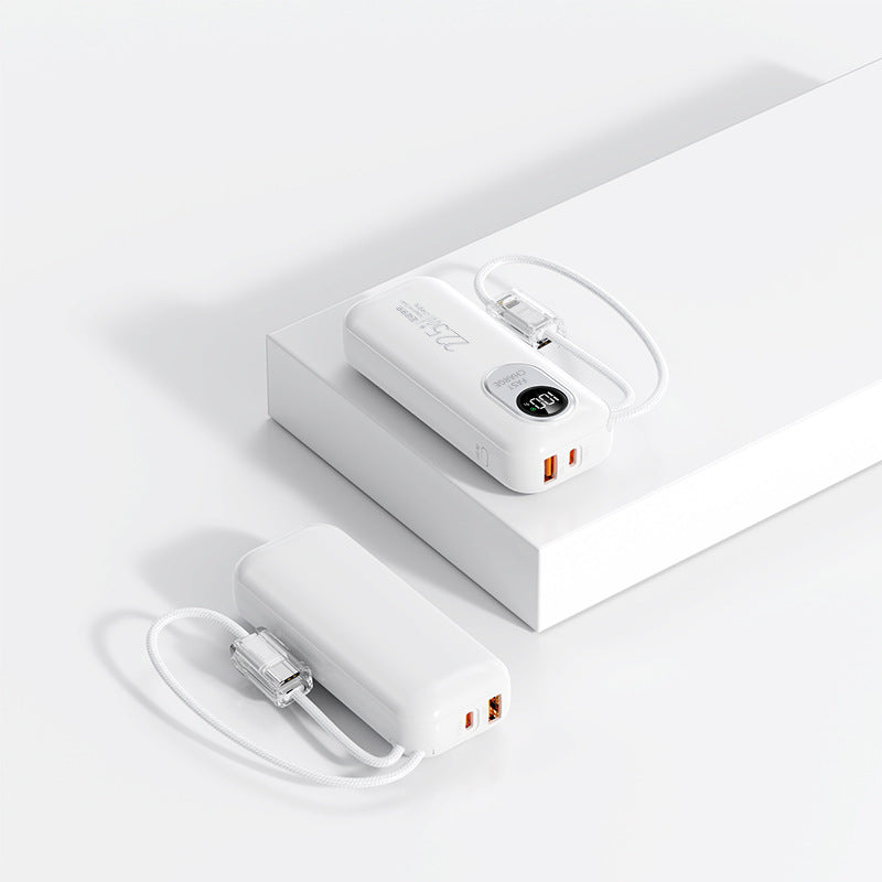 Kompakte Powerbank 10 000 mAh mit Dual‑Display – Bild 4 | LuxeStyle