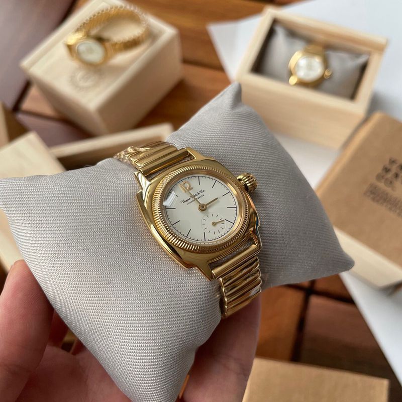 Vintage Quarzuhr für Damen und Herren – Bild 3 | LuxeStyle