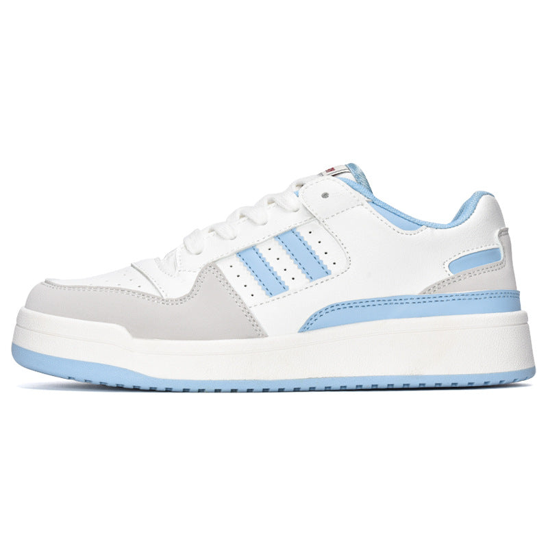 Modische Freizeitschuhe mit leichter Erhöhung