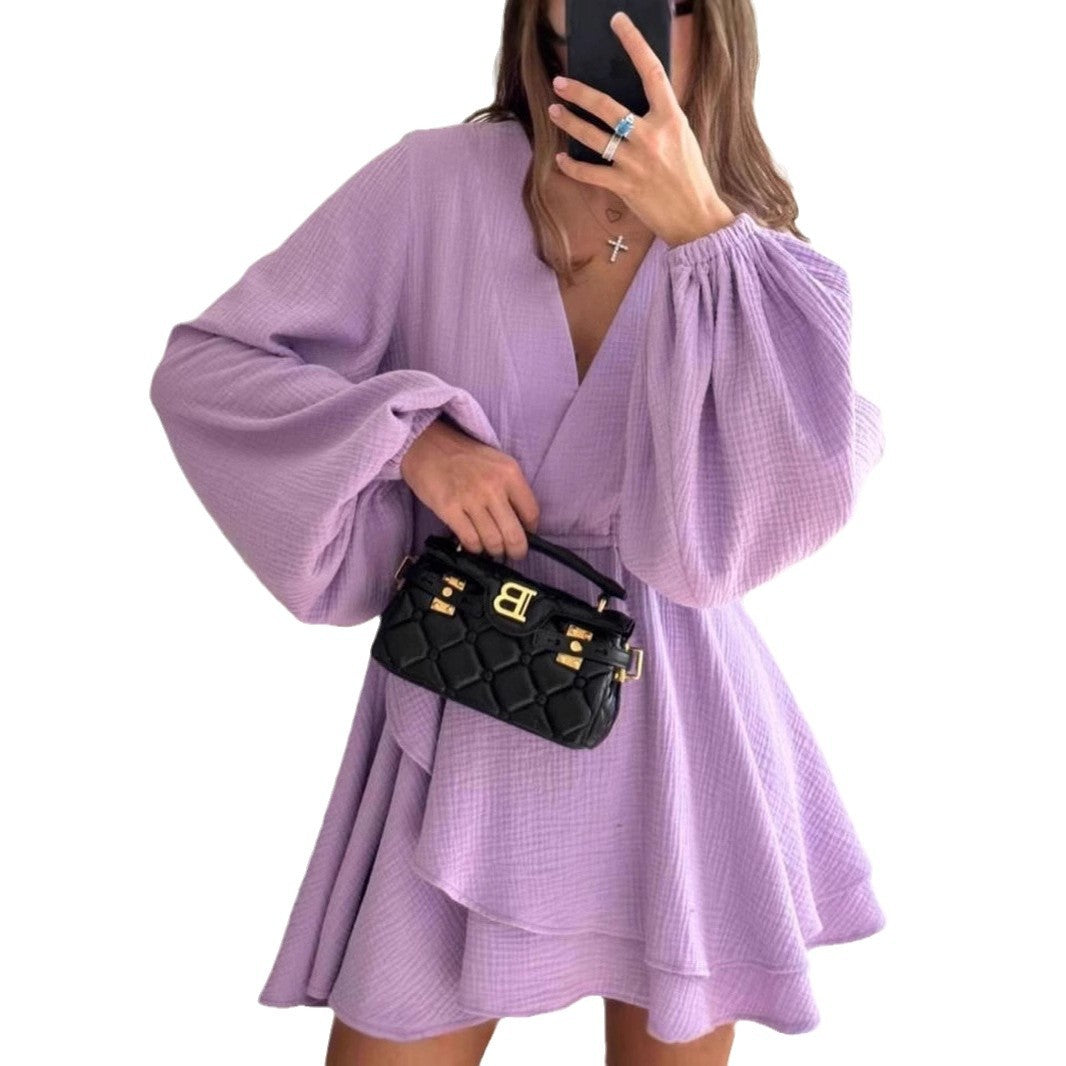 Minikleid mit Taillenbetonung