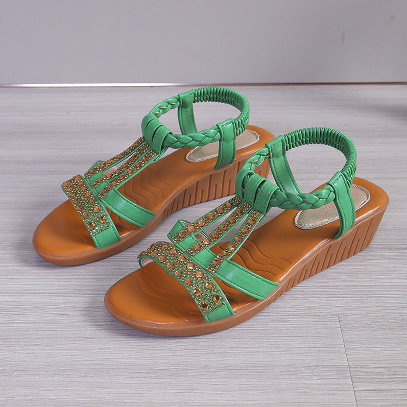 Keilabsatz-Sandalen mit Strass und Peep Toe – Bild 13 | LuxeStyle
