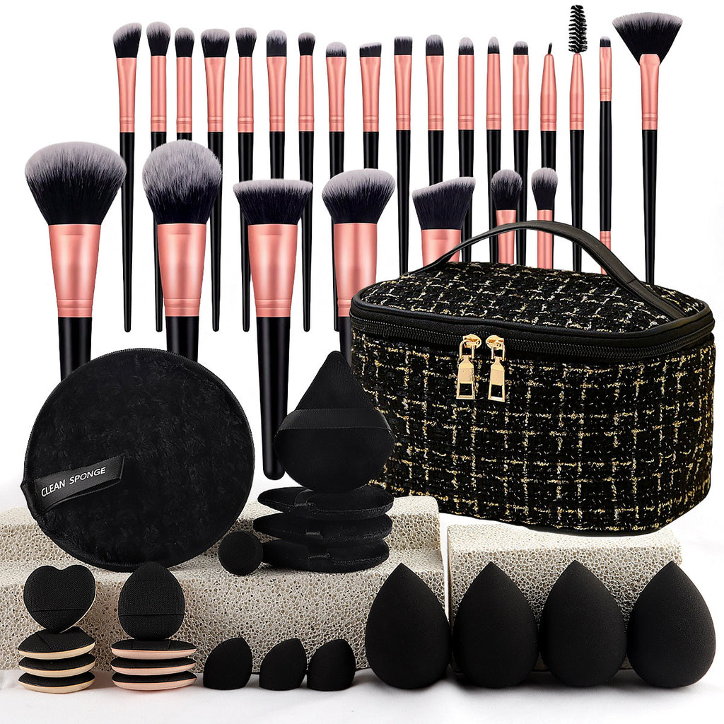 47-teilig Beauty-Set mit Pinsel & Täschchen