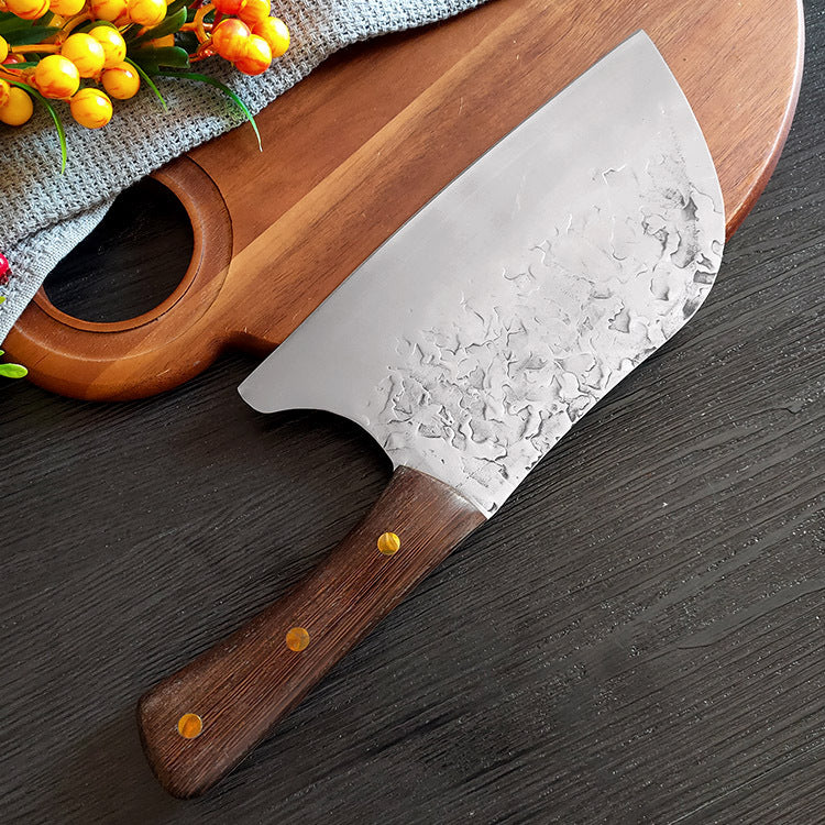 Handgeschmiedetes Küchenmesser mit Holzgriff