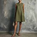 Asymmetrisches Knopfkleid mit seitlichen Taschen