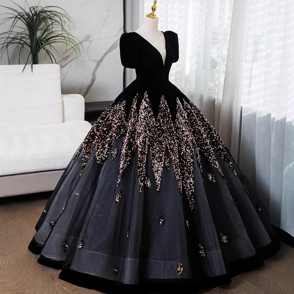 Abendkleid mit V-Ausschnitt – Bild 5 | LuxeStyle