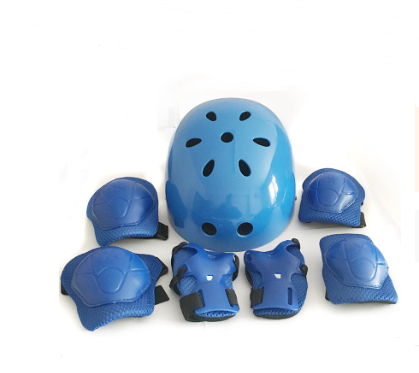 Helm- und Schutzset für diverse Sportarten