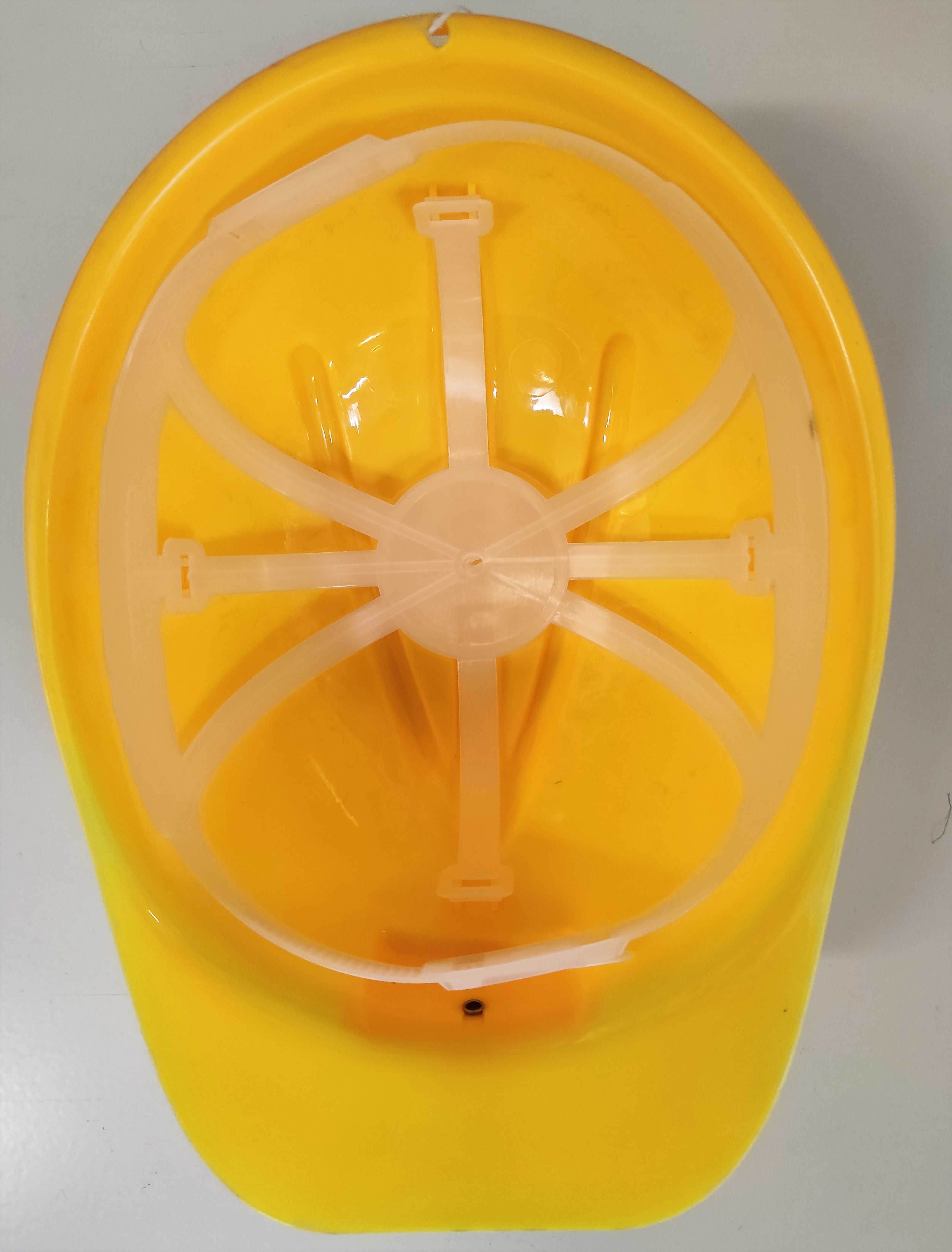 Gelber Bauarbeiterhelm